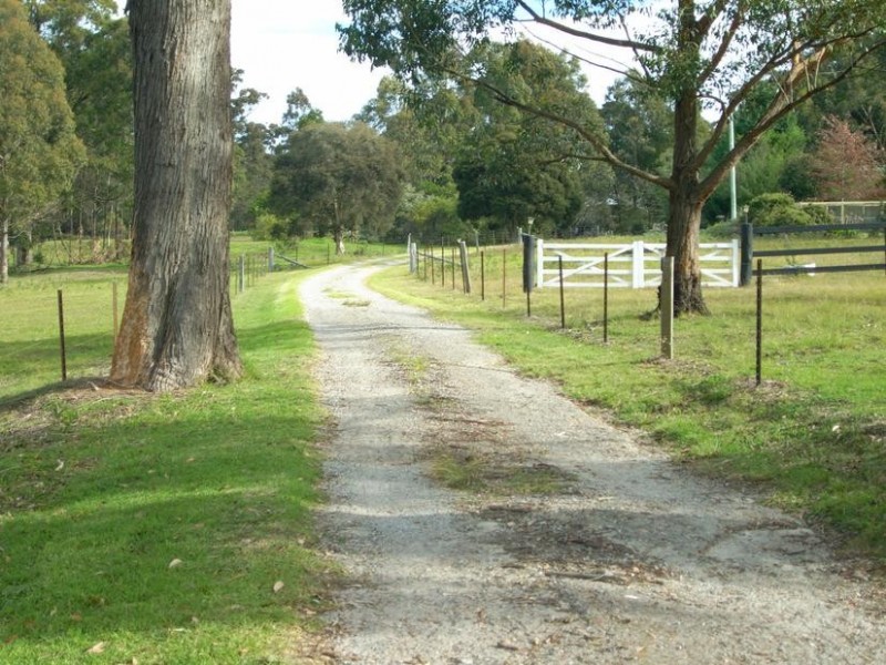 90 Corrie Road, Alpine NSW 2575