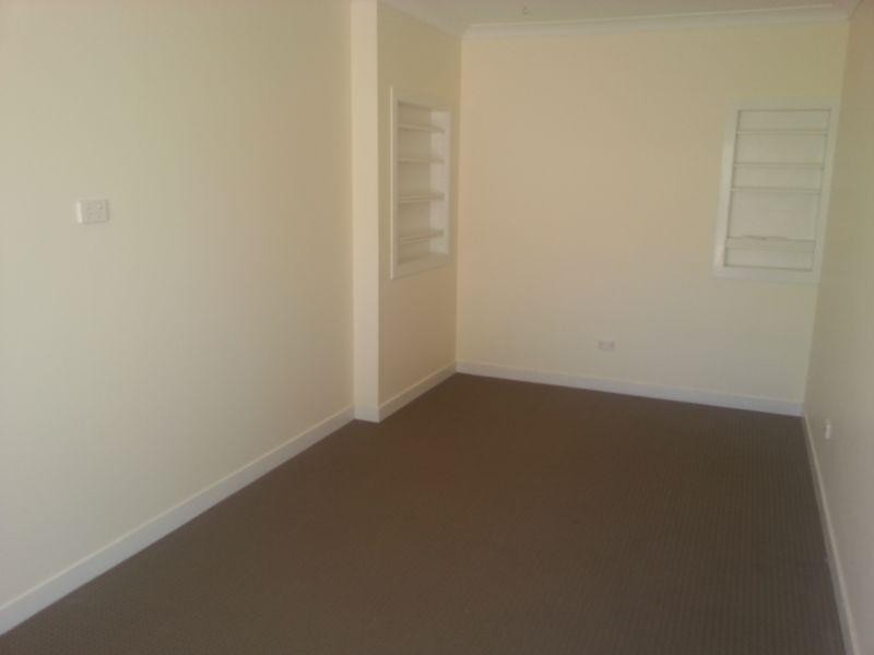 64 Cumberteen Street, Hill Top NSW 2575