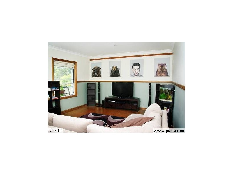 27 BADGERY STREET, Willow Vale NSW 2575