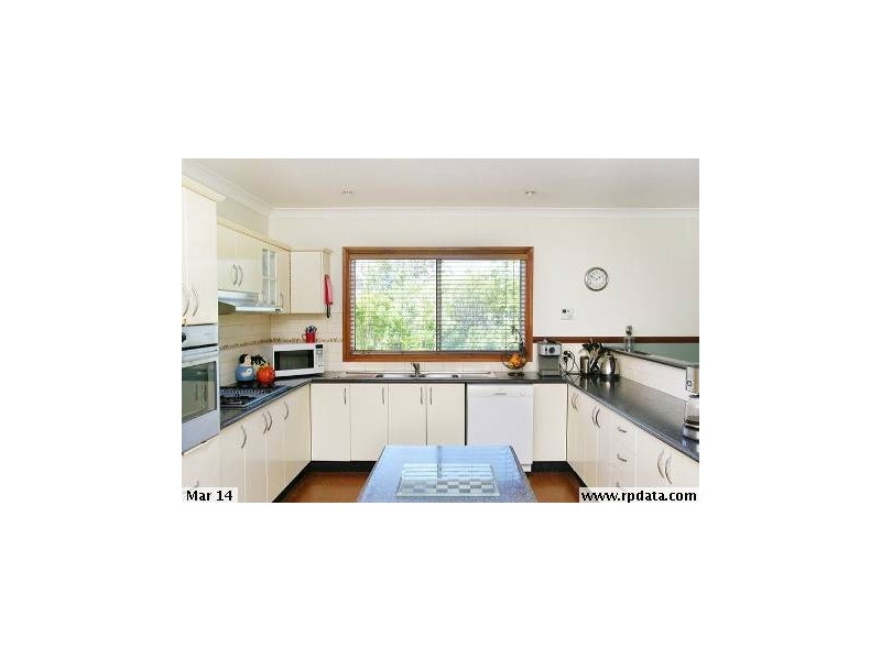 27 BADGERY STREET, Willow Vale NSW 2575