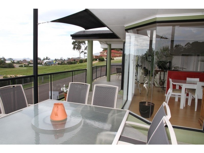 4 BEATRICE PLACE, Long Beach NSW 2536
