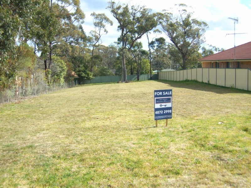 33 ELLA STREET, Hill Top NSW 2575