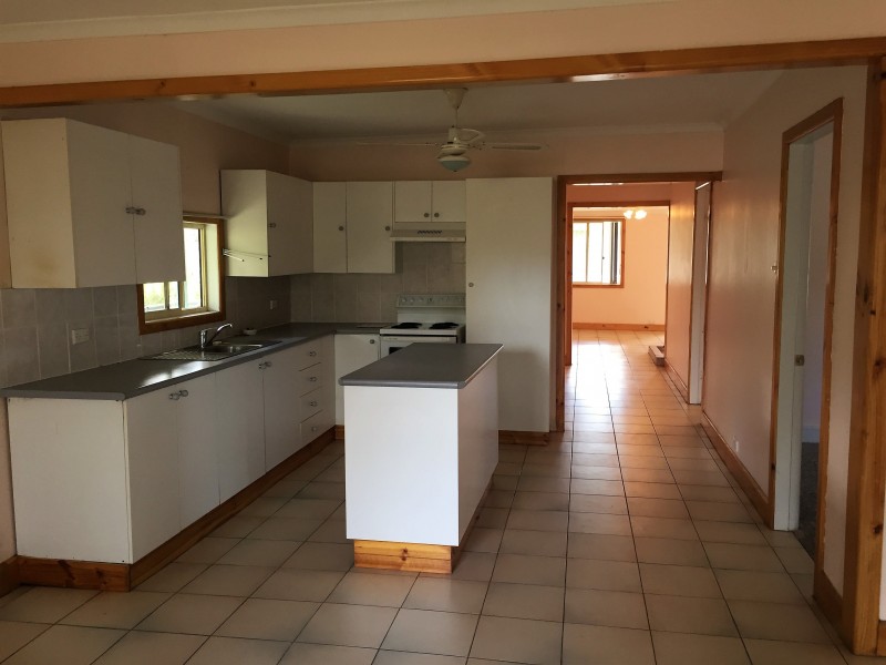 50 TELOPEA ROAD, Hill Top NSW 2575