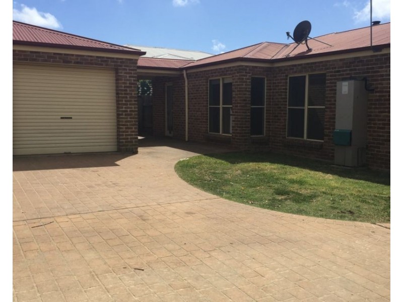 24 BOARDMAN ROAD, Bowral NSW 2576