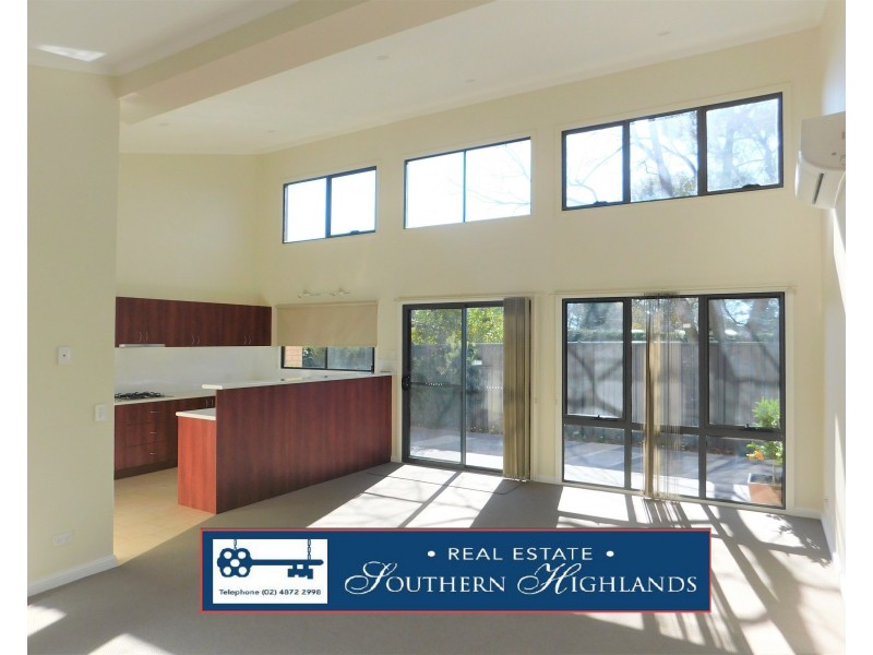 2/55 BIGGERA STREET, Braemar NSW 2575