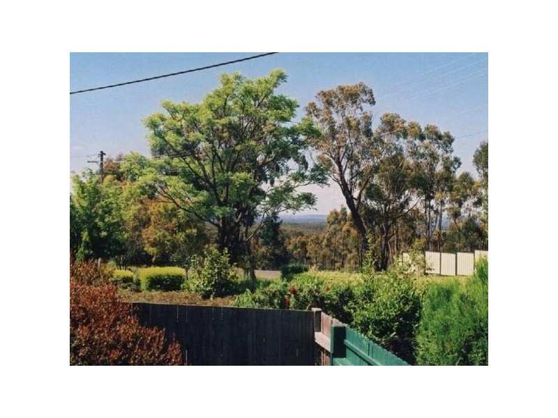 33 Dora Street, Hill Top NSW 2575