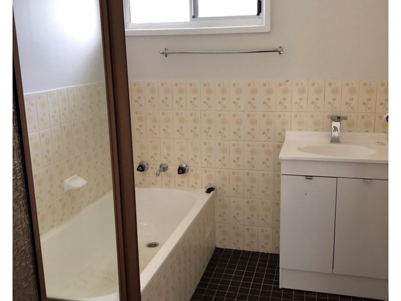 34 ELLA STREET, Hill Top NSW 2575