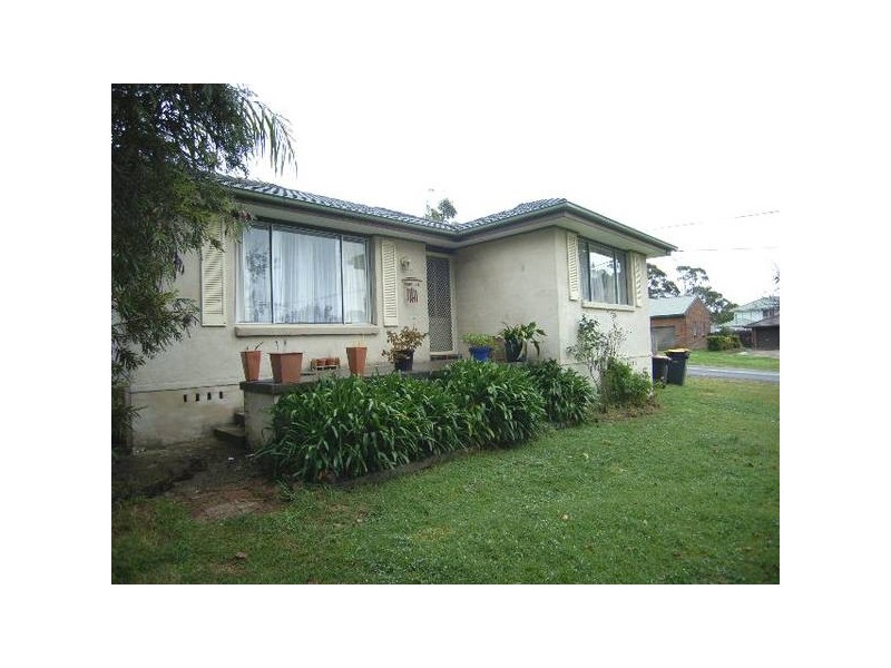 25 Madeline Street, Hill Top NSW 2575