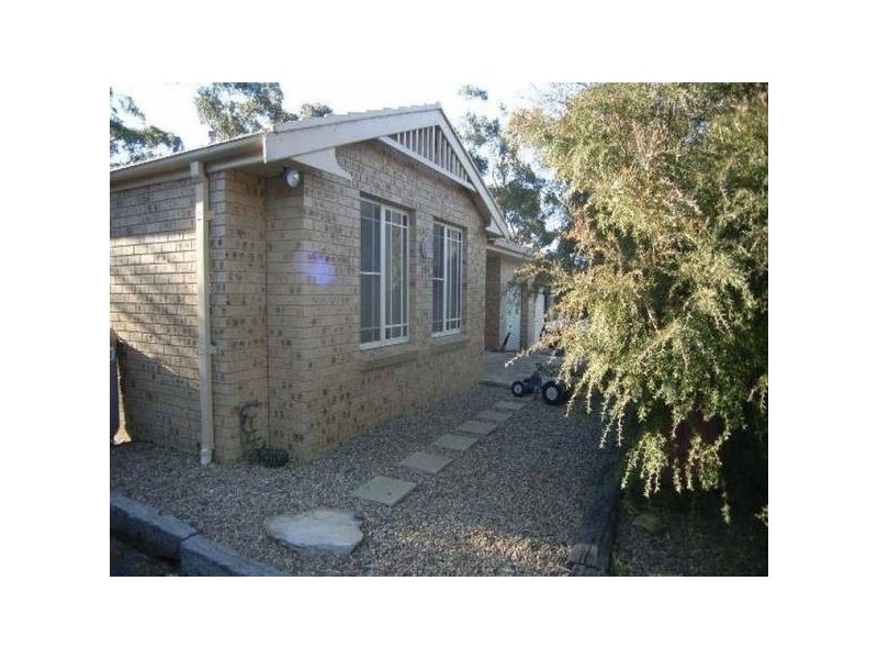 33 Mylora Street, Hill Top NSW 2575