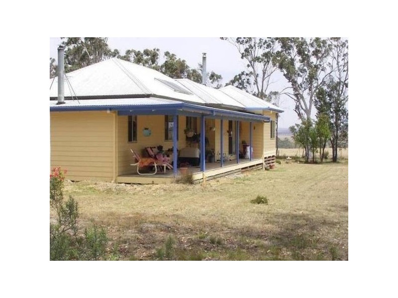 94 Long Point Road, Tallong NSW 2579