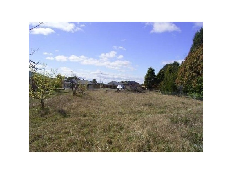 12 Sharnee Close, Hill Top NSW 2575
