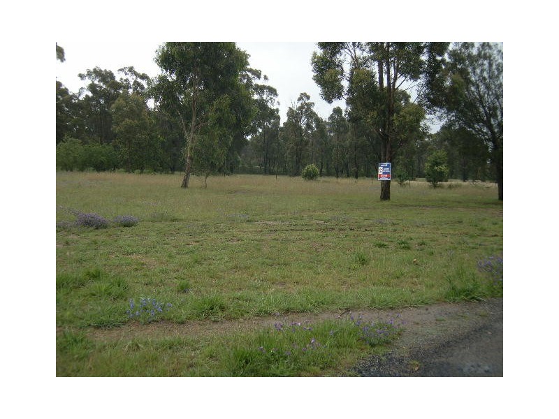 3 Railway Terrace, Willow Vale NSW 2575