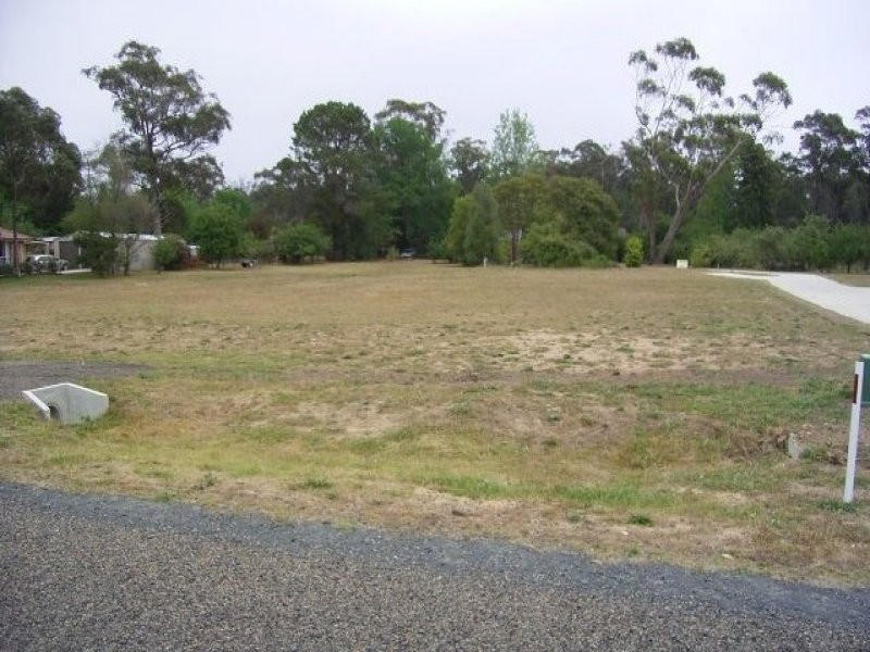 3 Railway Terrace, Willow Vale NSW 2575
