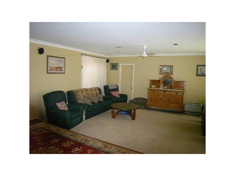 1 Dora Street, Hill Top NSW 2575