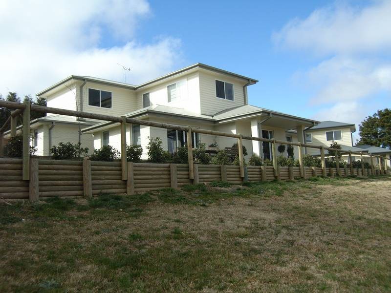 House 5/51 Robinia Drive, Bowral NSW 2576