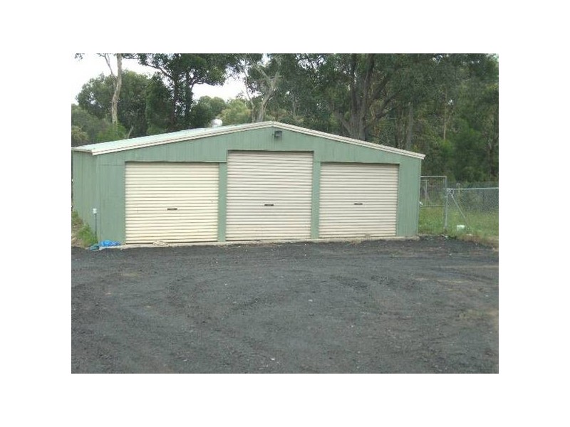 2 Wattle Ridge Road, Hill Top NSW 2575