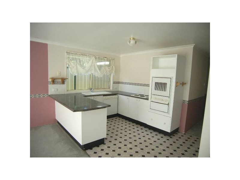 40 Stanley Street, Hill Top NSW 2575