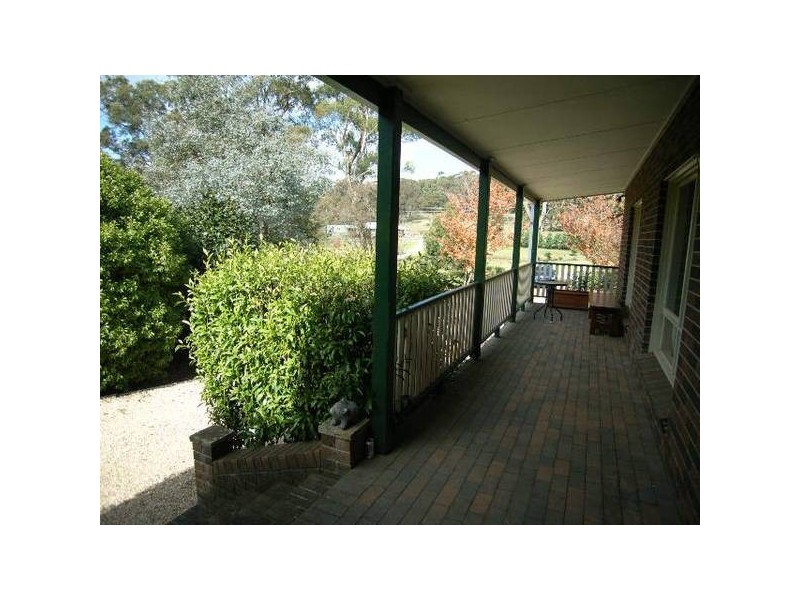 18 Jasmine Street, Colo Vale NSW 2575