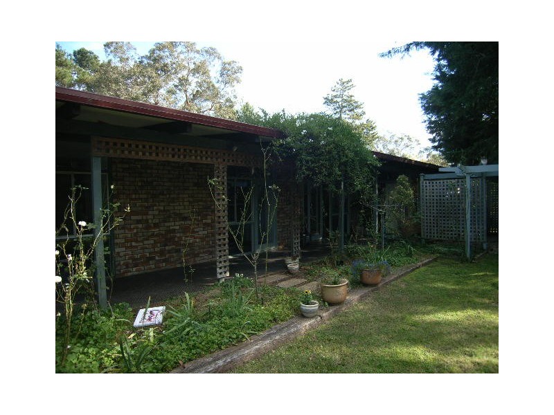 6 Government Road, Yerrinbool NSW 2575