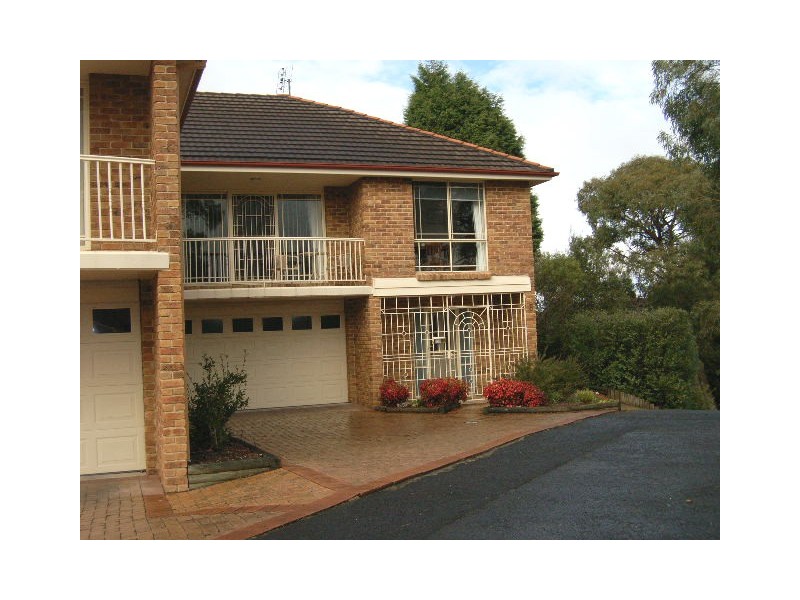 8/23 Oxley Drive, Bowral NSW 2576