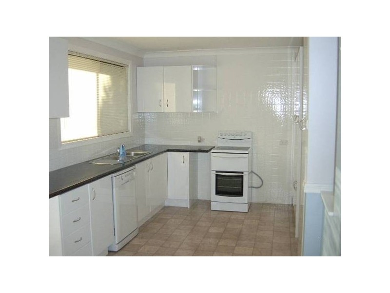 65 Ella Street, Hill Top NSW 2575