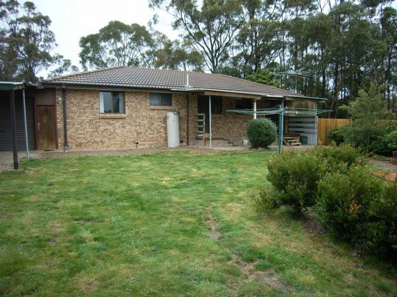 16 Samuel Street, Hill Top NSW 2575