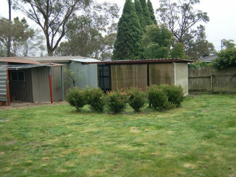 16 Samuel Street, Hill Top NSW 2575