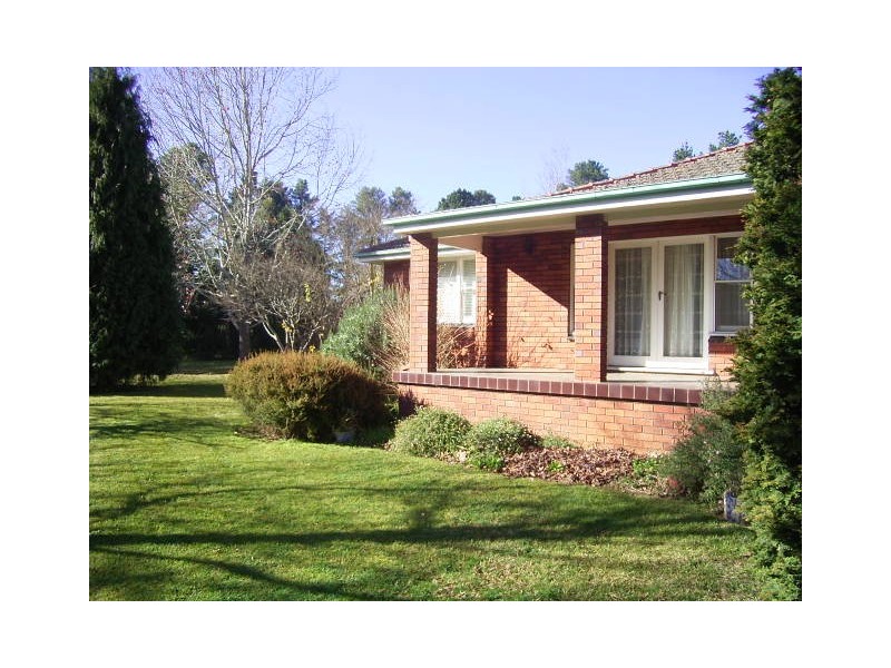 3 Hurlingham Avenue, Burradoo NSW 2576