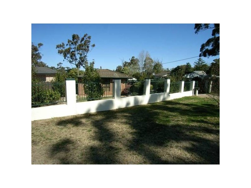 33 Stanley Street, Hill Top NSW 2575