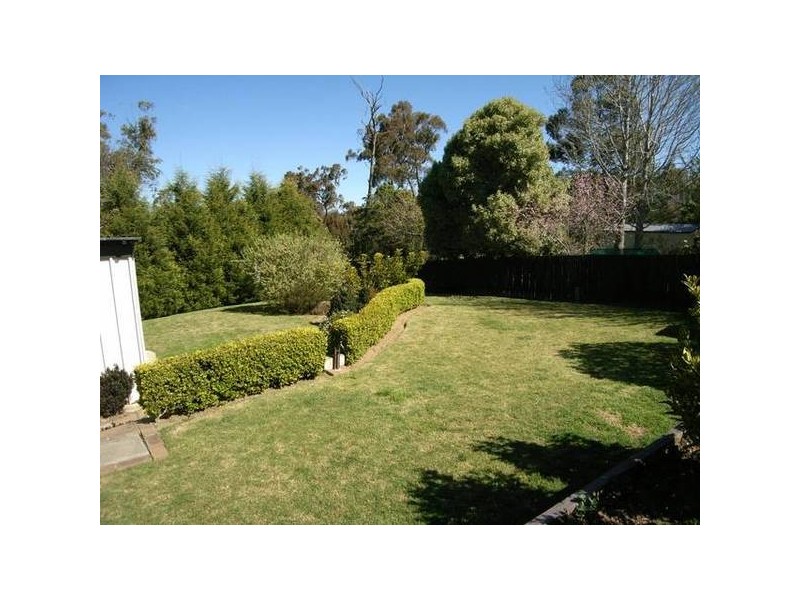 33 Stanley Street, Hill Top NSW 2575