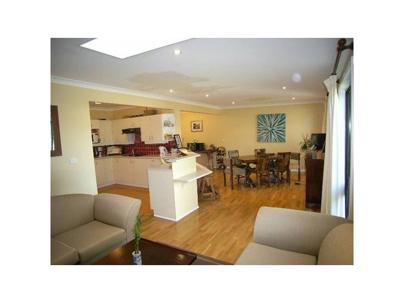 5 Willow Street, Willow Vale NSW 2575