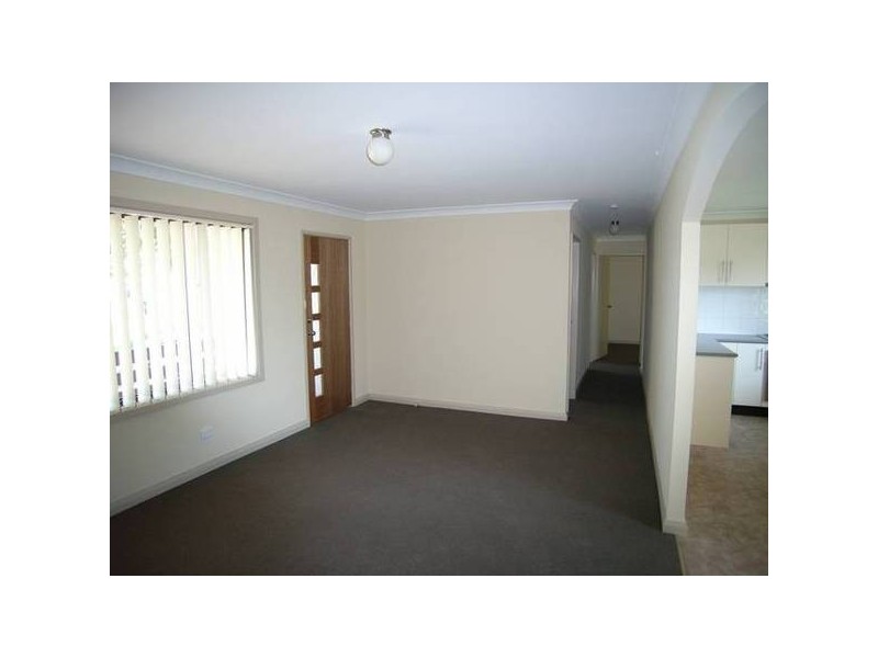 12 Ligar Street, Hill Top NSW 2575