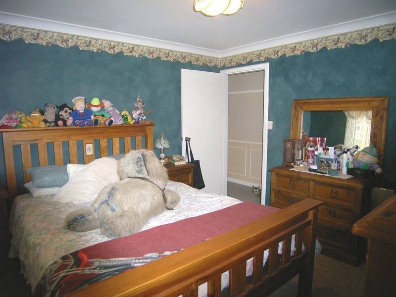 14 Charles Street, Hill Top NSW 2575