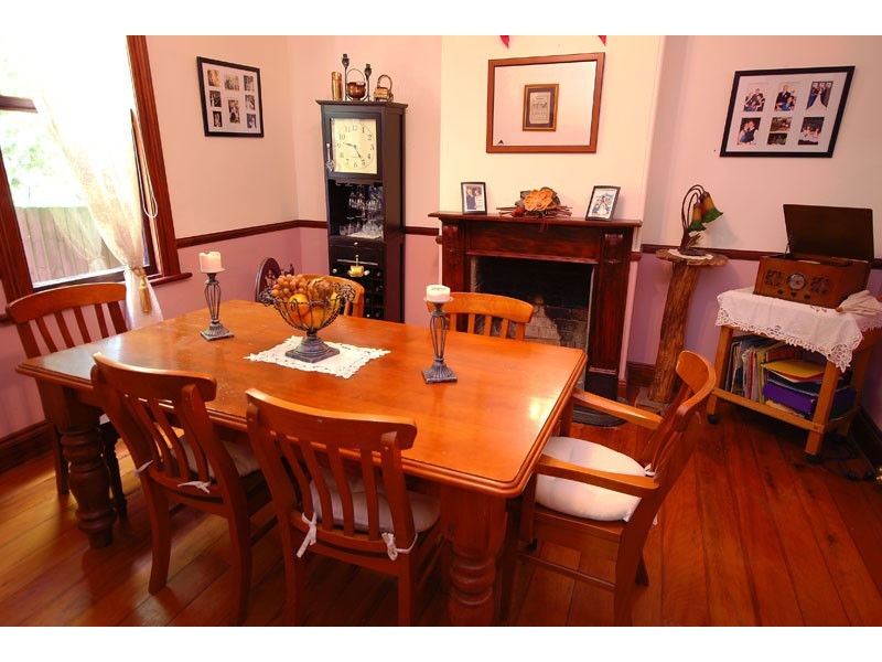 5 Hume Street, Wentworth Falls NSW 2782