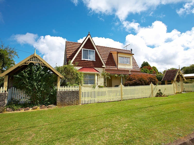 14 Govett Street, Katoomba NSW 2780