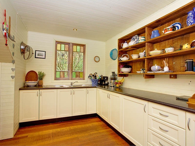 4 Walmer Crescent, Wentworth Falls NSW 2782