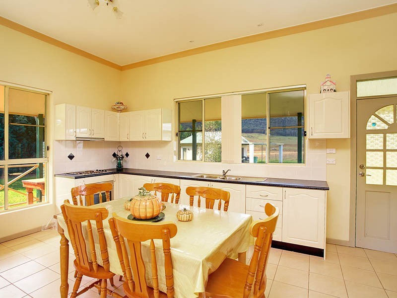 42 Ambermere Drive, Little Hartley NSW 2790