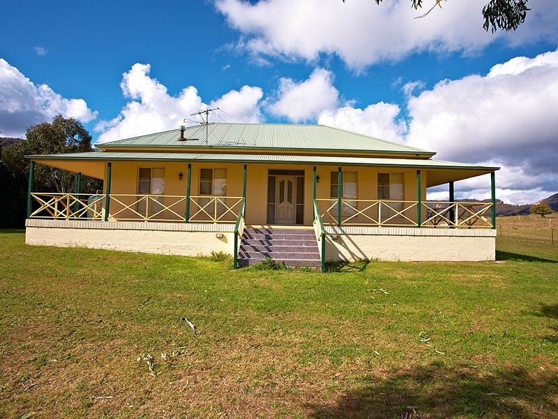 42 Ambermere Drive, Little Hartley NSW 2790