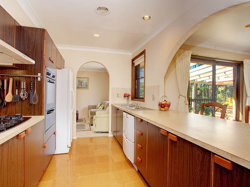 20 Kitchener Road, Wentworth Falls NSW 2782