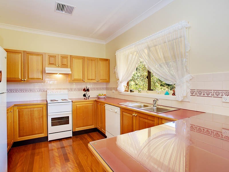 11 Hester Place, Leura NSW 2780