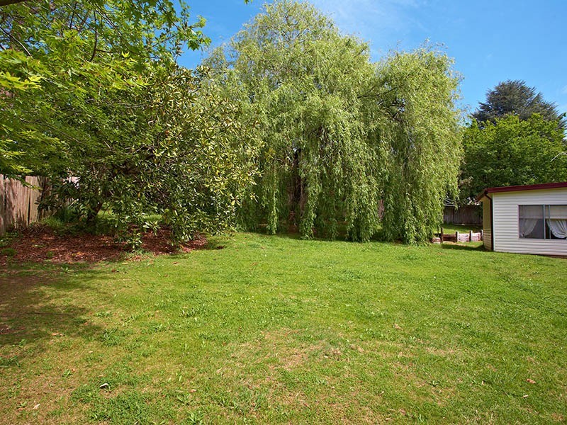 13 Rodova Street, Katoomba NSW 2780
