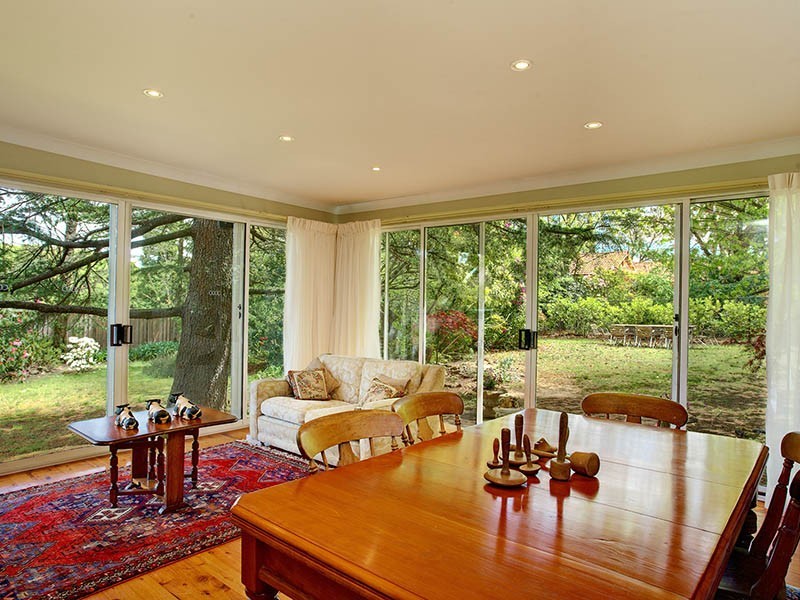 3 Pauline Avenue, Wentworth Falls NSW 2782