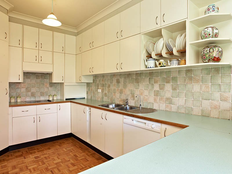 3 Pauline Avenue, Wentworth Falls NSW 2782