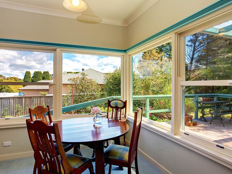 3 Pauline Avenue, Wentworth Falls NSW 2782
