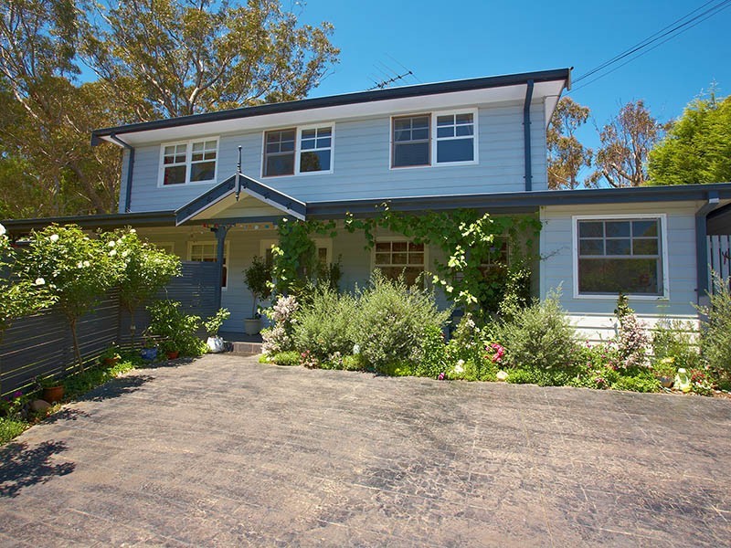 1 Hillier Avenue, Blackheath NSW 2785