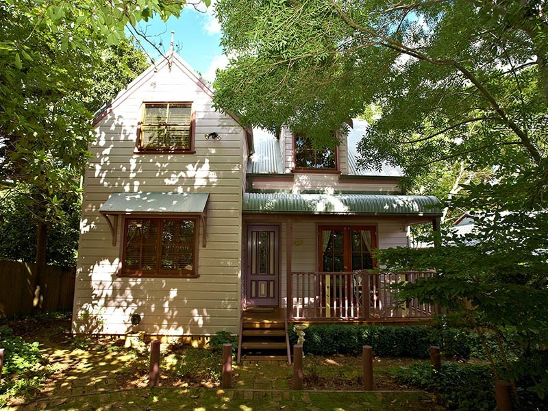 13 Albert Street, Leura NSW 2780