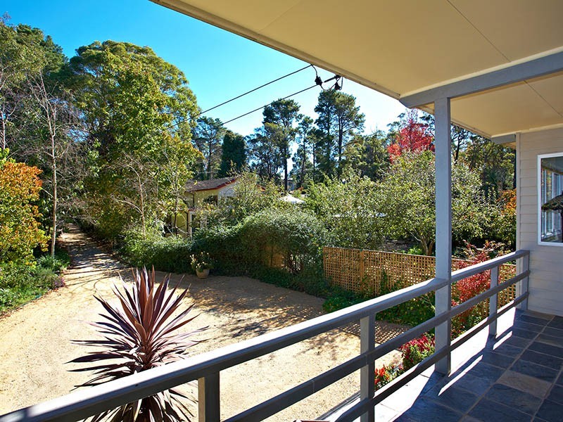 10 Noble Street, Bullaburra NSW 2784