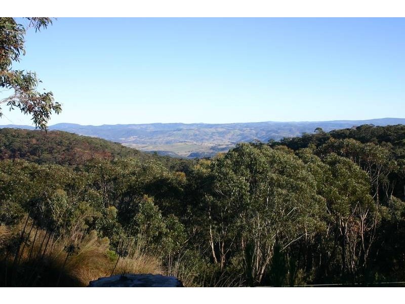 18 Lookout Street, Blackheath NSW 2785