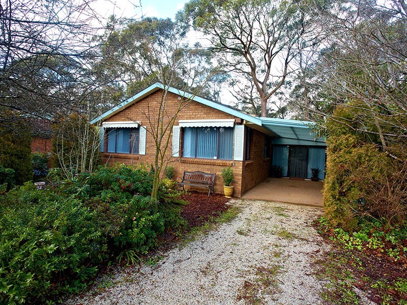 25 Braeside Street, Blackheath NSW 2785