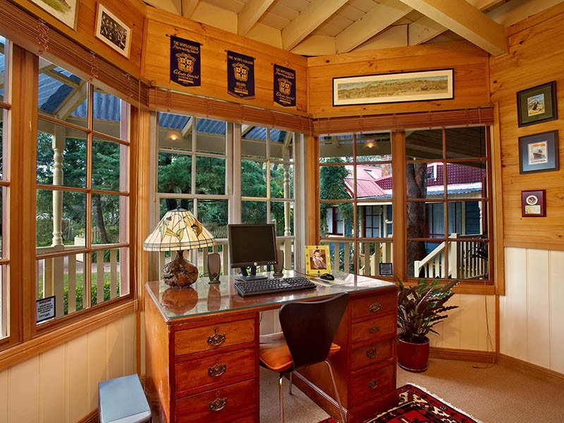 36 Mulheran Lane, Wentworth Falls NSW 2782